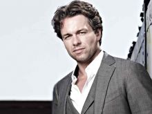 Julian Ovenden