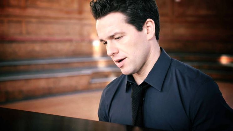 Julian Ovenden
