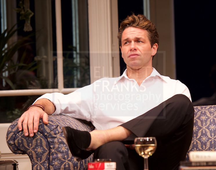 Julian Ovenden