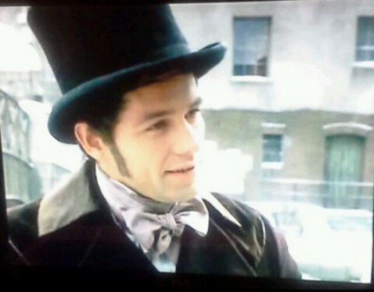 Julian Ovenden