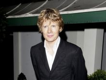 Julian Rhind-Tutt