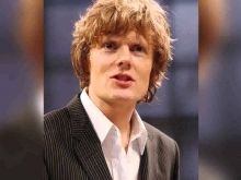 Julian Rhind-Tutt