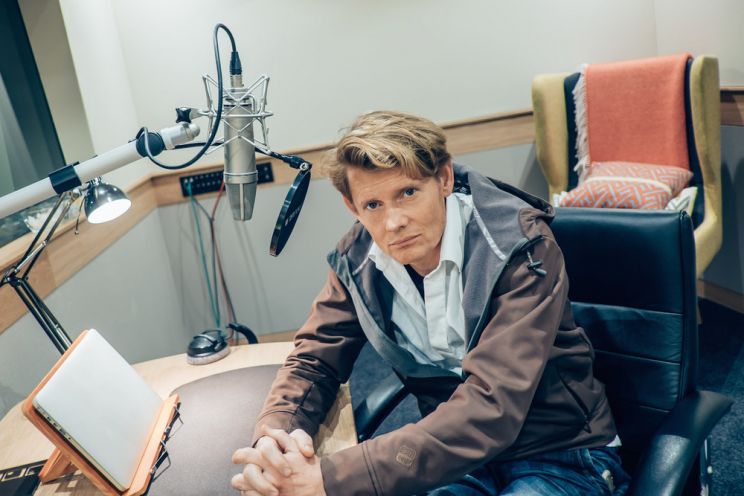 Julian Rhind-Tutt