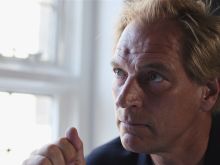 Julian Sands