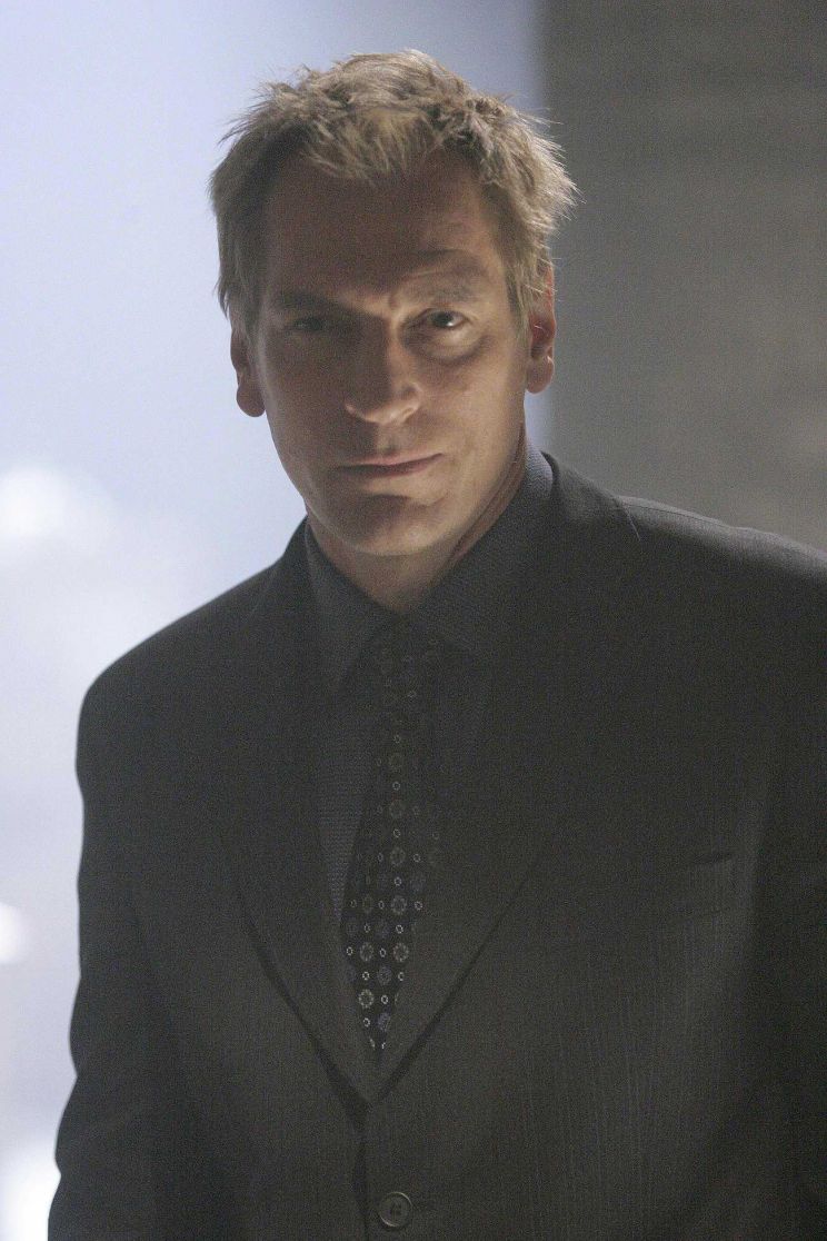 Julian Sands