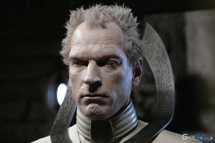 Julian Sands