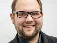 Julian Seager