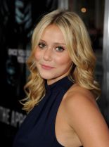 Julianna Guill