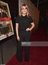 Julianna Guill photo
