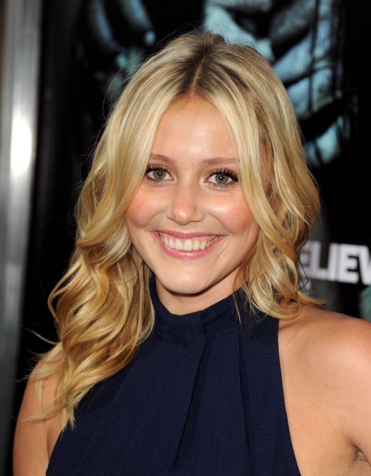 Julianna Guill