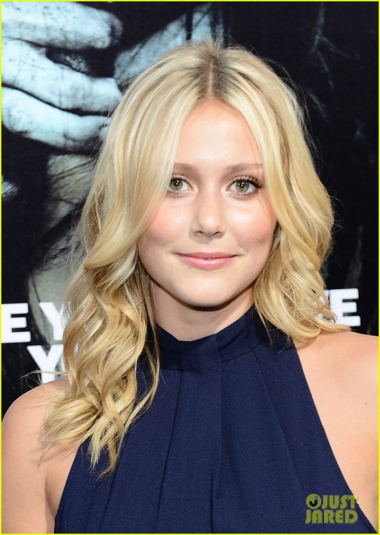 Julianna Guill