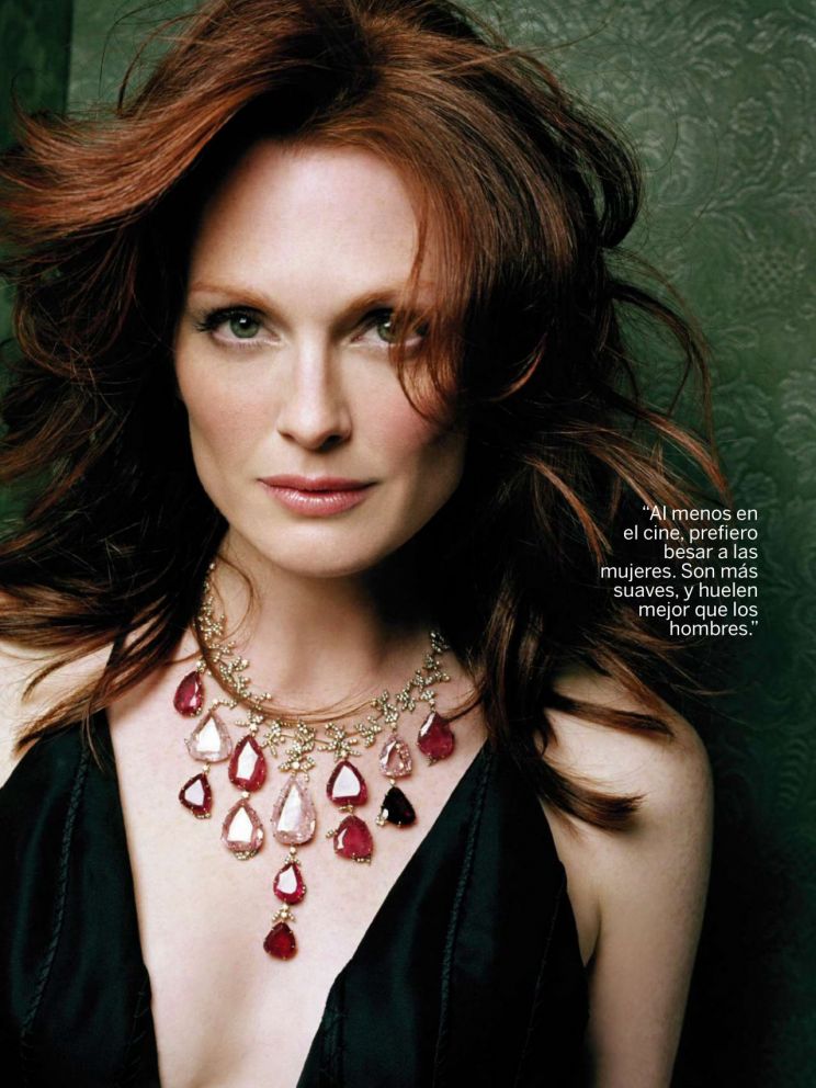 Julianne Moore