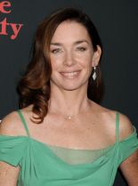 Julianne Nicholson