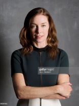 Julianne Nicholson