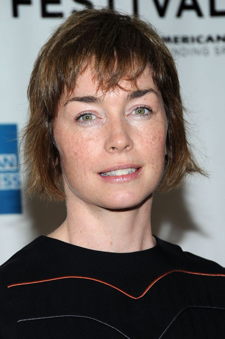 Julianne Nicholson