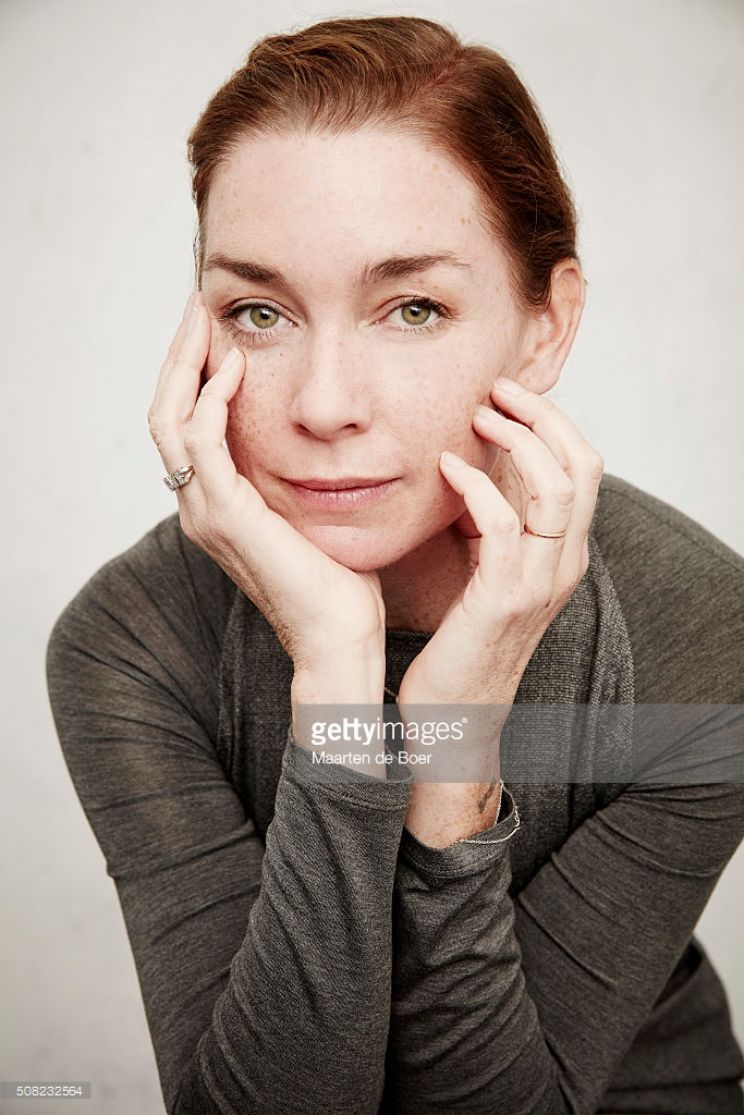 Julianne Nicholson