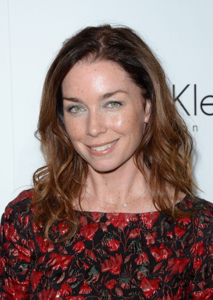 Julianne Nicholson