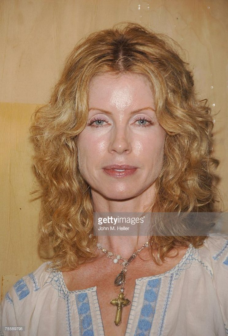 Julianne Phillips