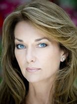 Julianne White