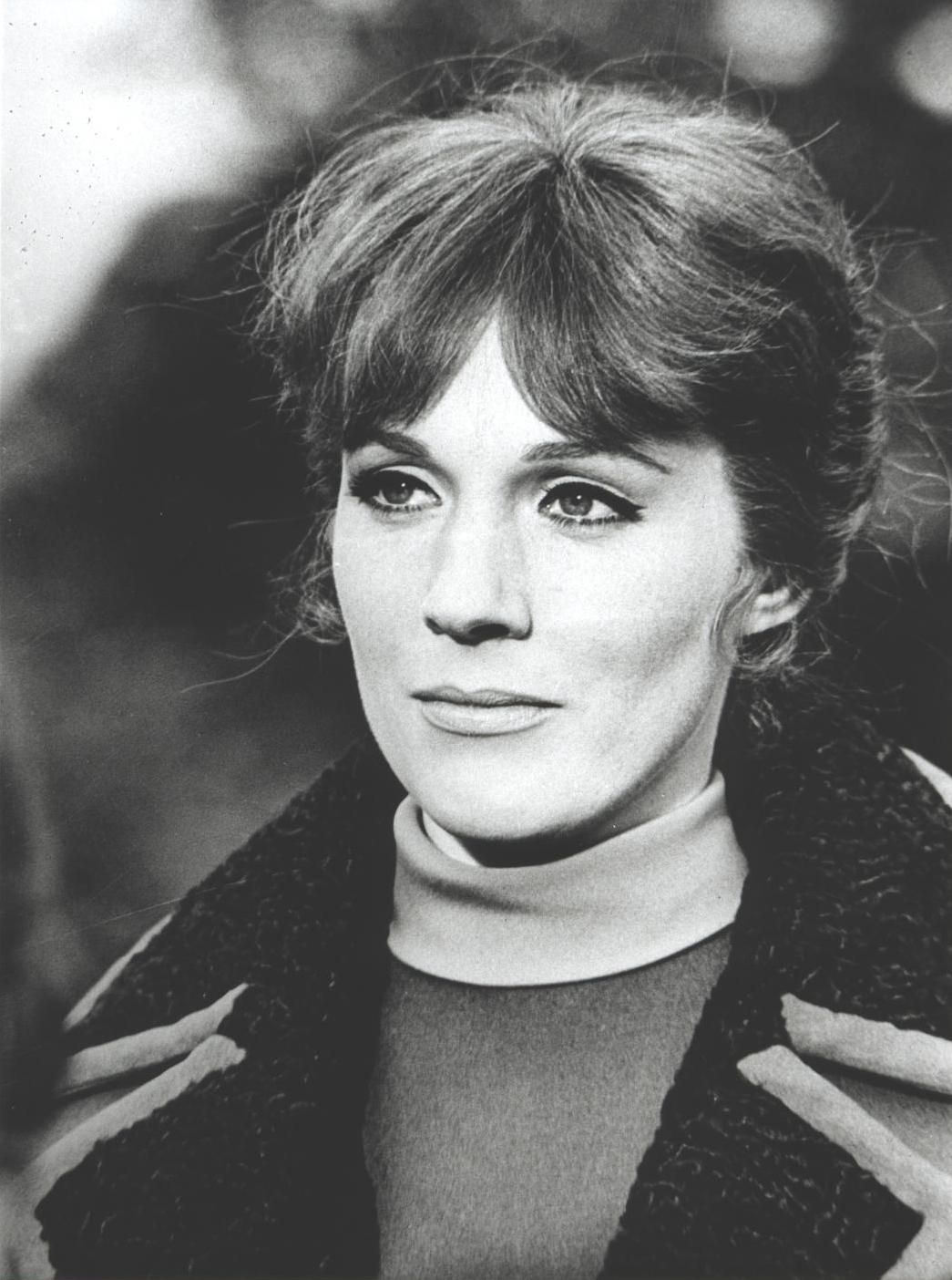 Pictures of Julie Andrews