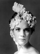 Julie Andrews photo