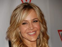 Julie Benz