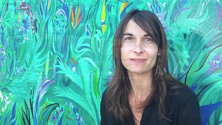 Julie Cox