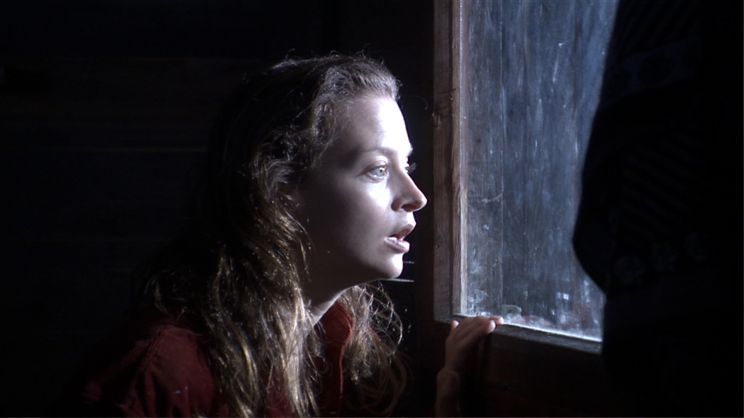 Julie Cox