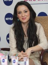 Julie Estelle