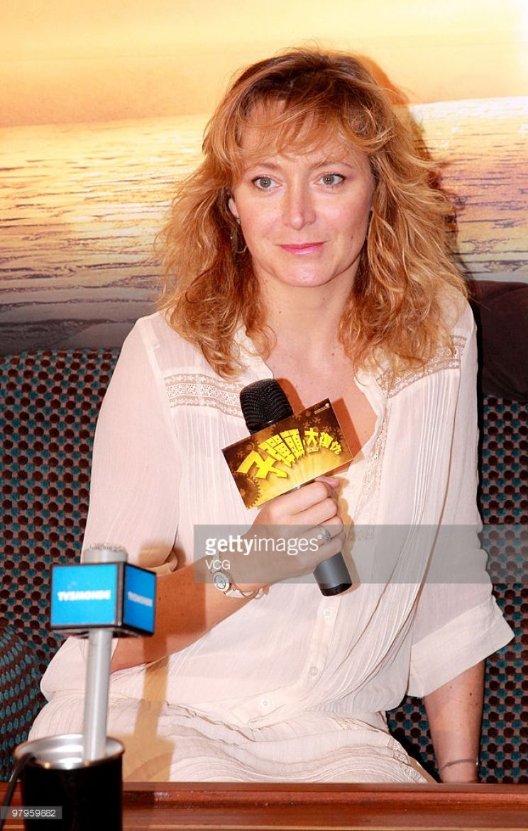 Julie Ferrier