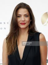 Julie Gonzalo