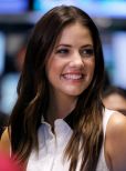 Julie Gonzalo