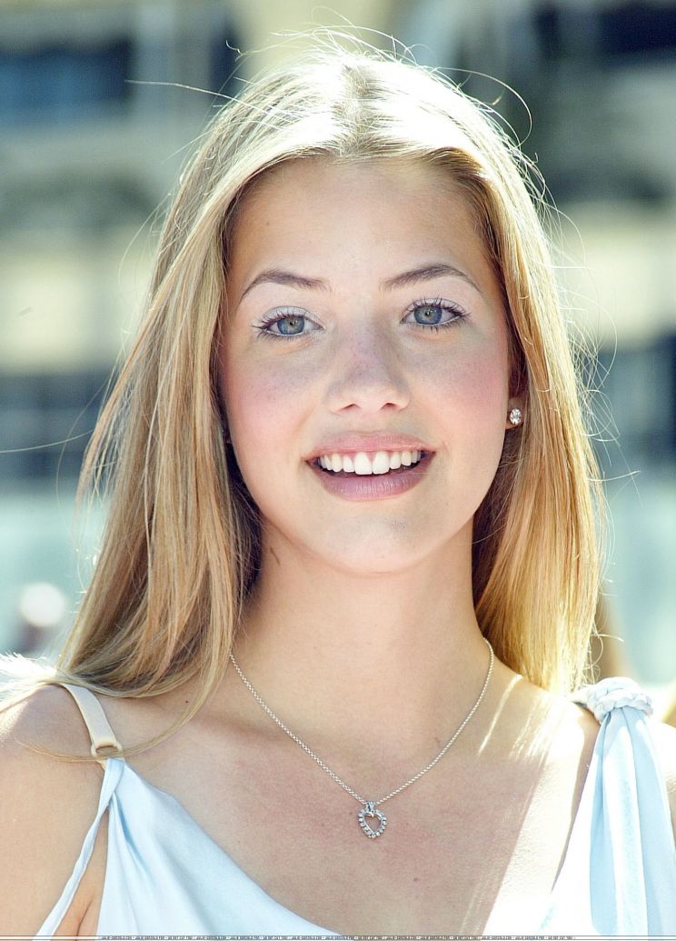 Julie Gonzalo