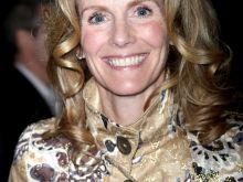 Julie Hagerty