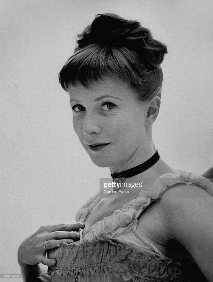 Julie Harris