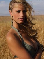 Julie Henderson #2864914 picture (Portrait Medium)