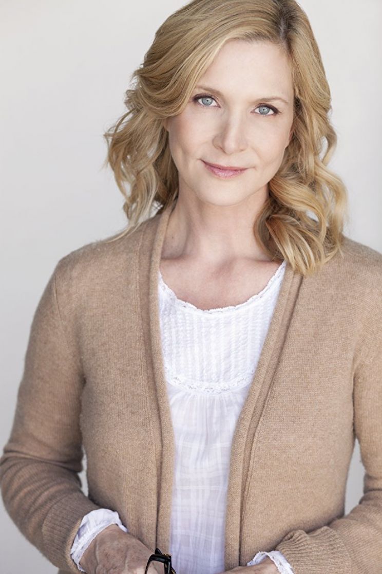 Julie Lancaster