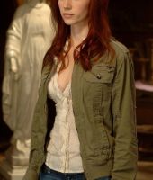 Julie McNiven