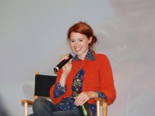 Julie McNiven