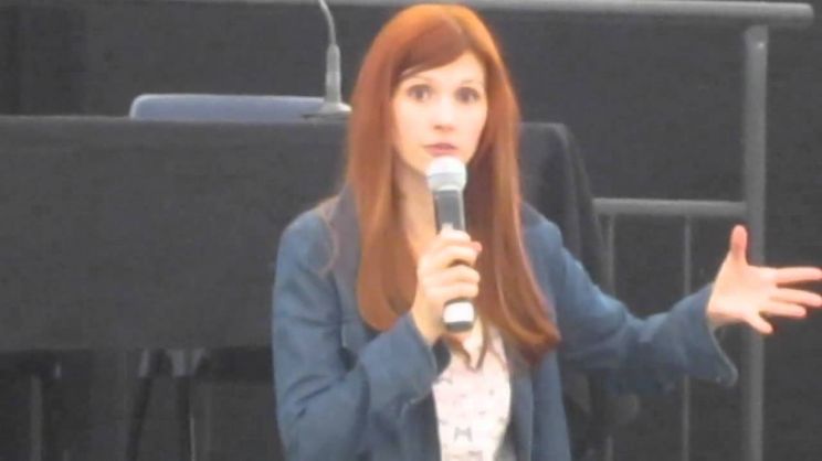 Julie McNiven
