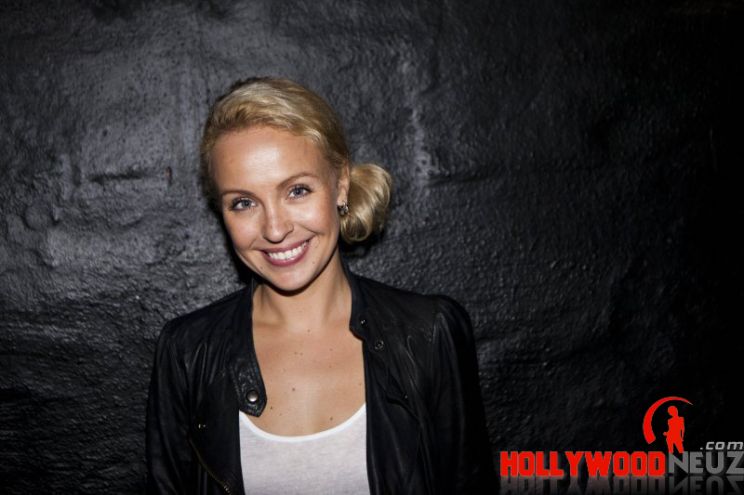 Julie R. Ølgaard