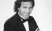 Julio Iglesias