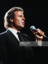 Julio Iglesias