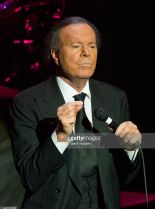 Julio Iglesias