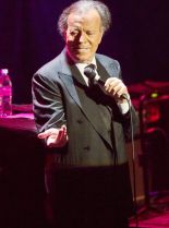 Julio Iglesias