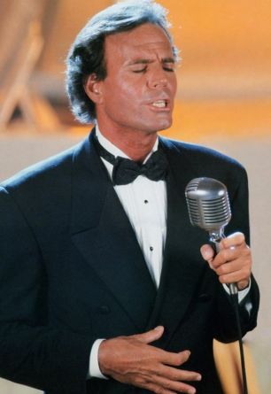 Julio Iglesias