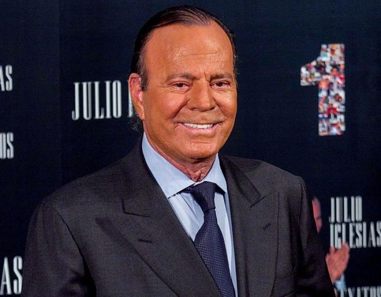 Julio Iglesias