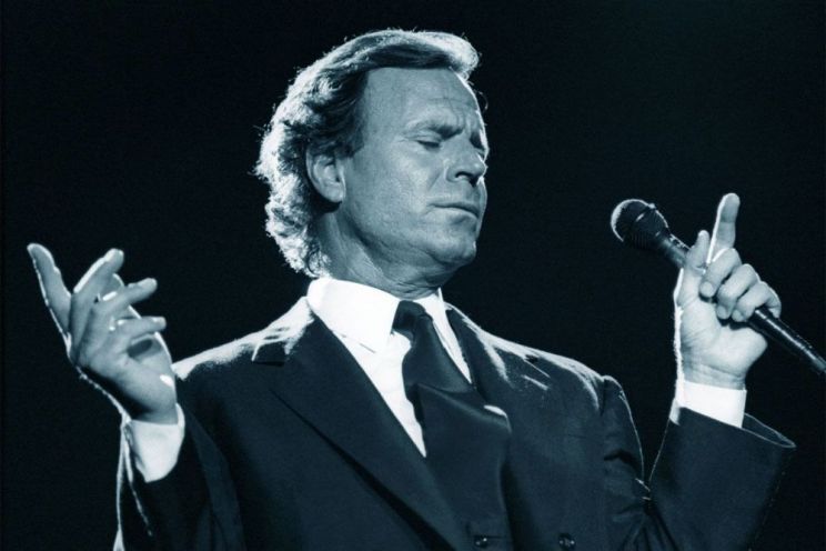 Julio Iglesias