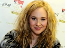 Juno Temple #11572 picture (Landscape Medium)
