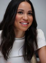 Jurnee Smollett-Bell